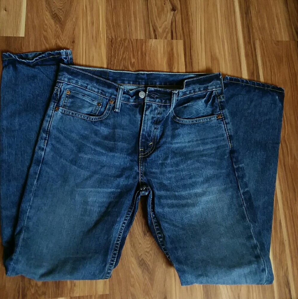 Men's Levi jeans